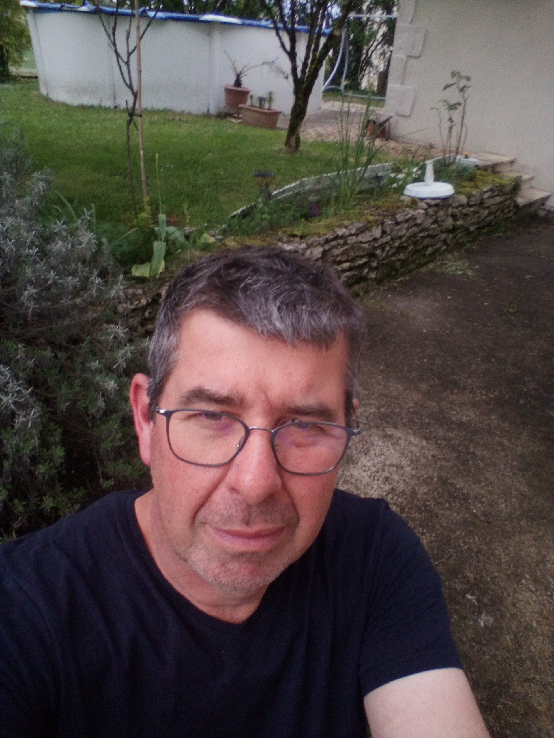Kostia, 45 ans, Saint-Maur-des-Fossés